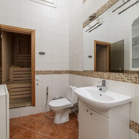 Katerynyska 2 Level Apartment With Sauna Odesa Exterior photo